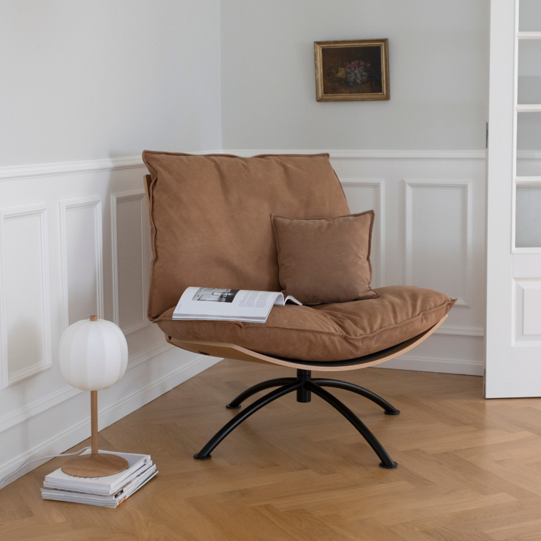 PRIMETIME - Lenestol med krakk, Svart stål