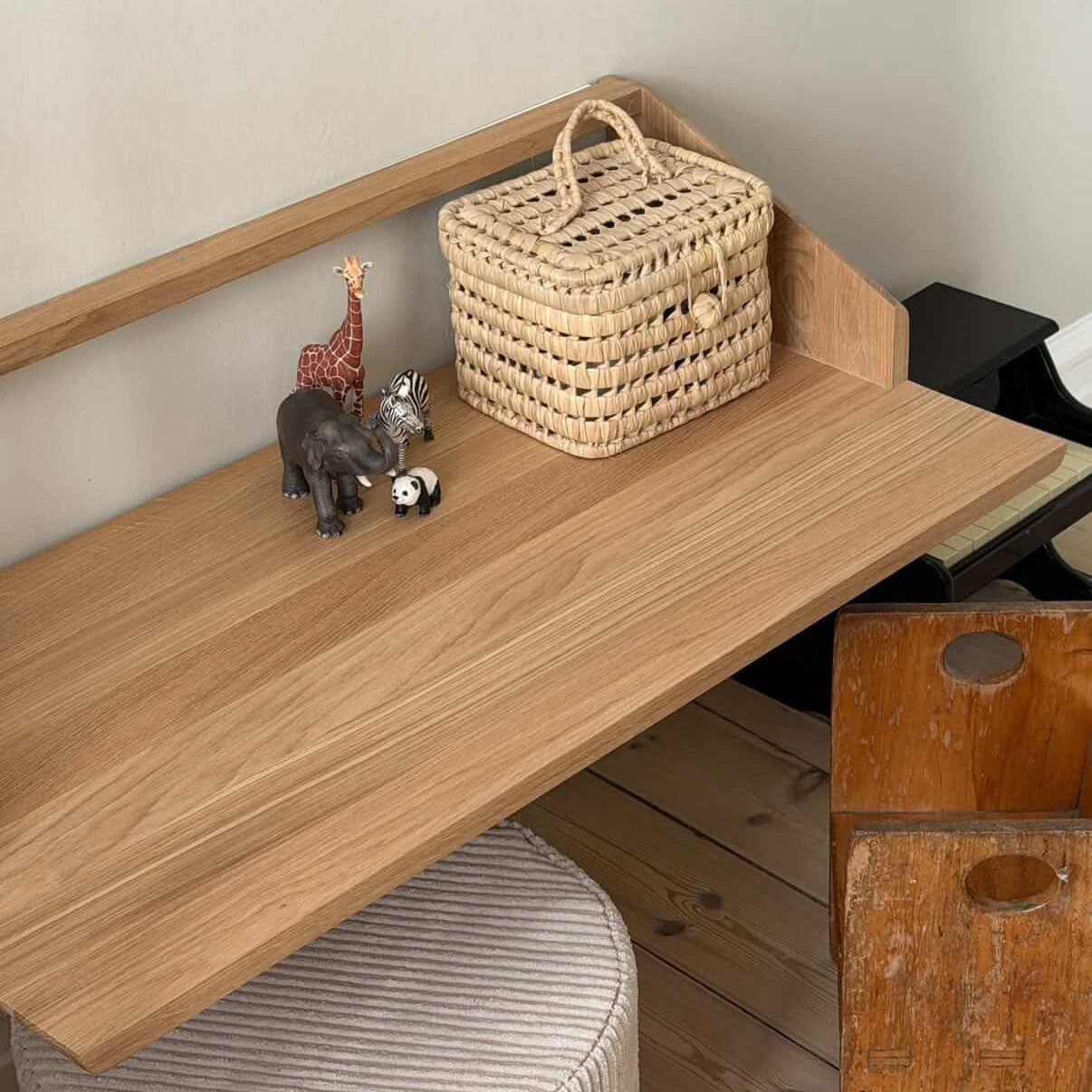 EIK base - Eikestasjon, stor, 90x45x20 cm