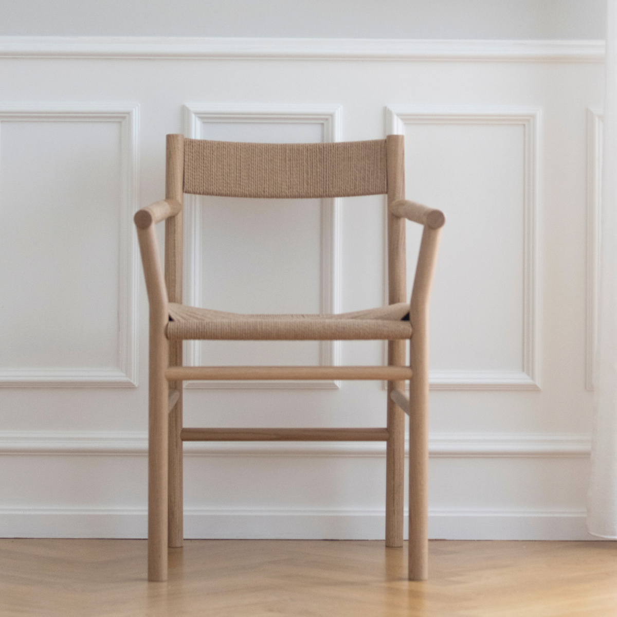 CORD - Eikestol med armlener